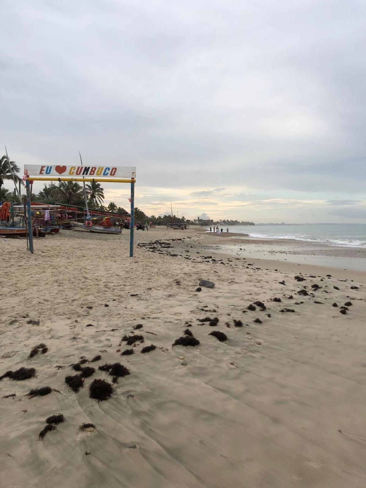 Ap Cumbuco 04 BEACH PLACE - mobiliado e completo a 200m da praia Exterior foto